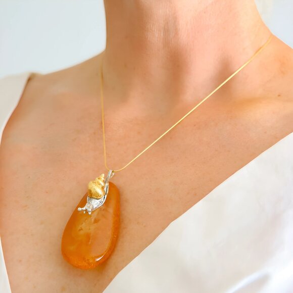 Baltic Amber Snail Statement Necklace in 14k Gold Plated s925 - Picture 1 of 10